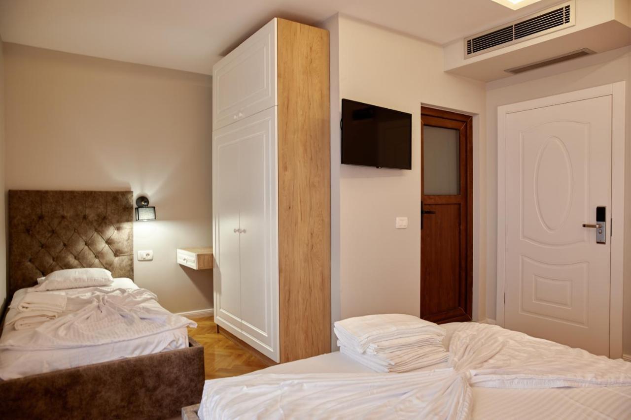 Amico Hotel Приштина Экстерьер фото