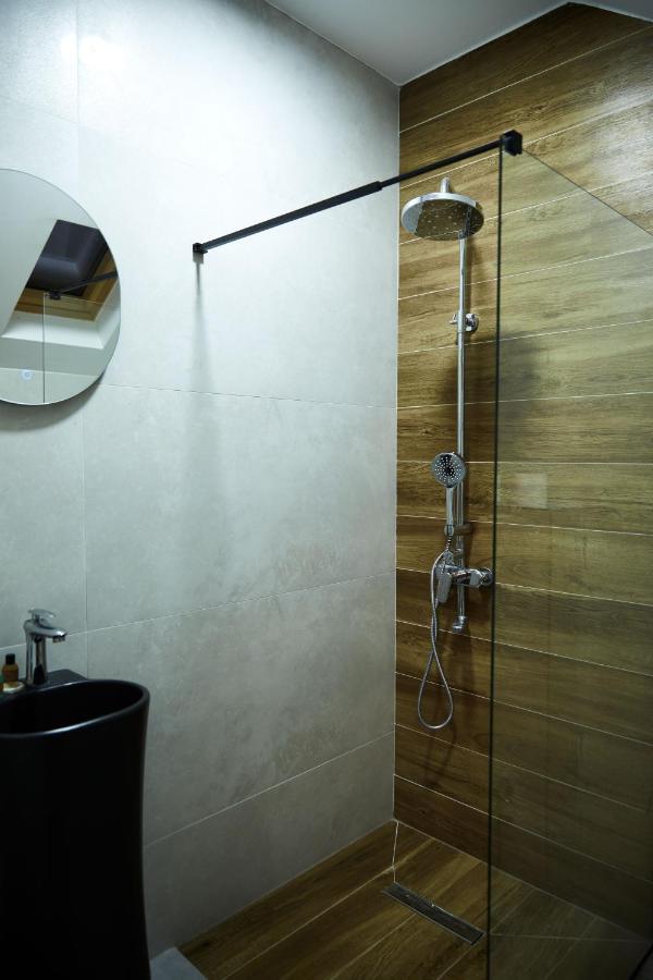 Amico Hotel Приштина Экстерьер фото